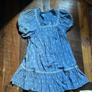 Old Navy balloon sleeve dress